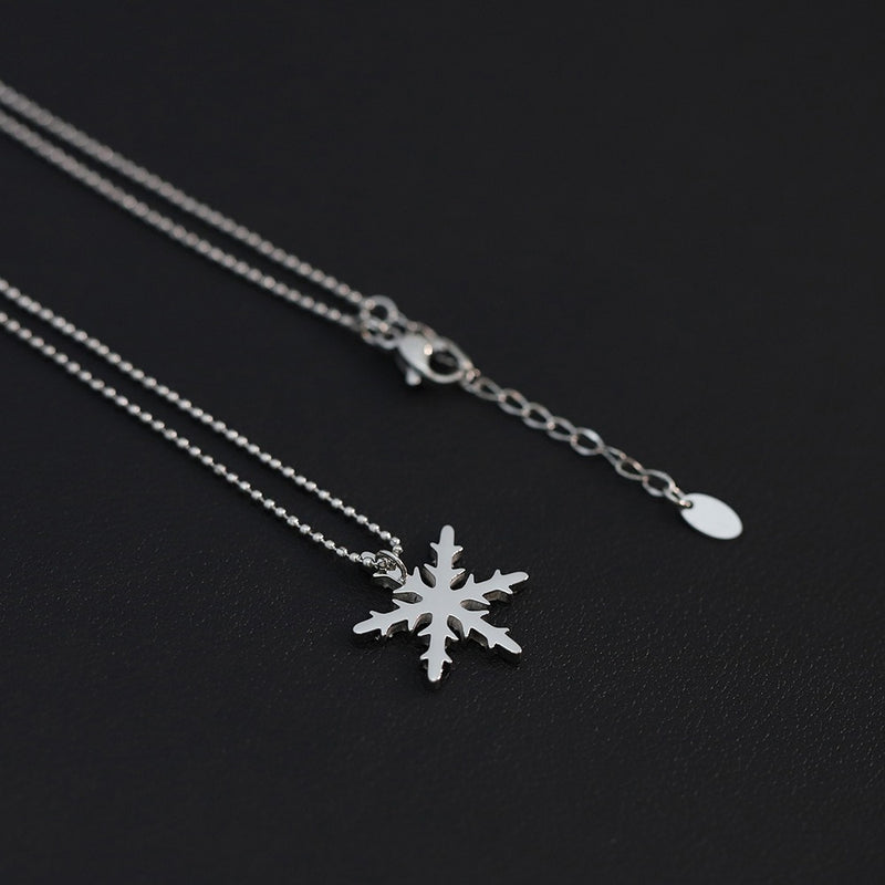 Snowflake Zircon Necklace
