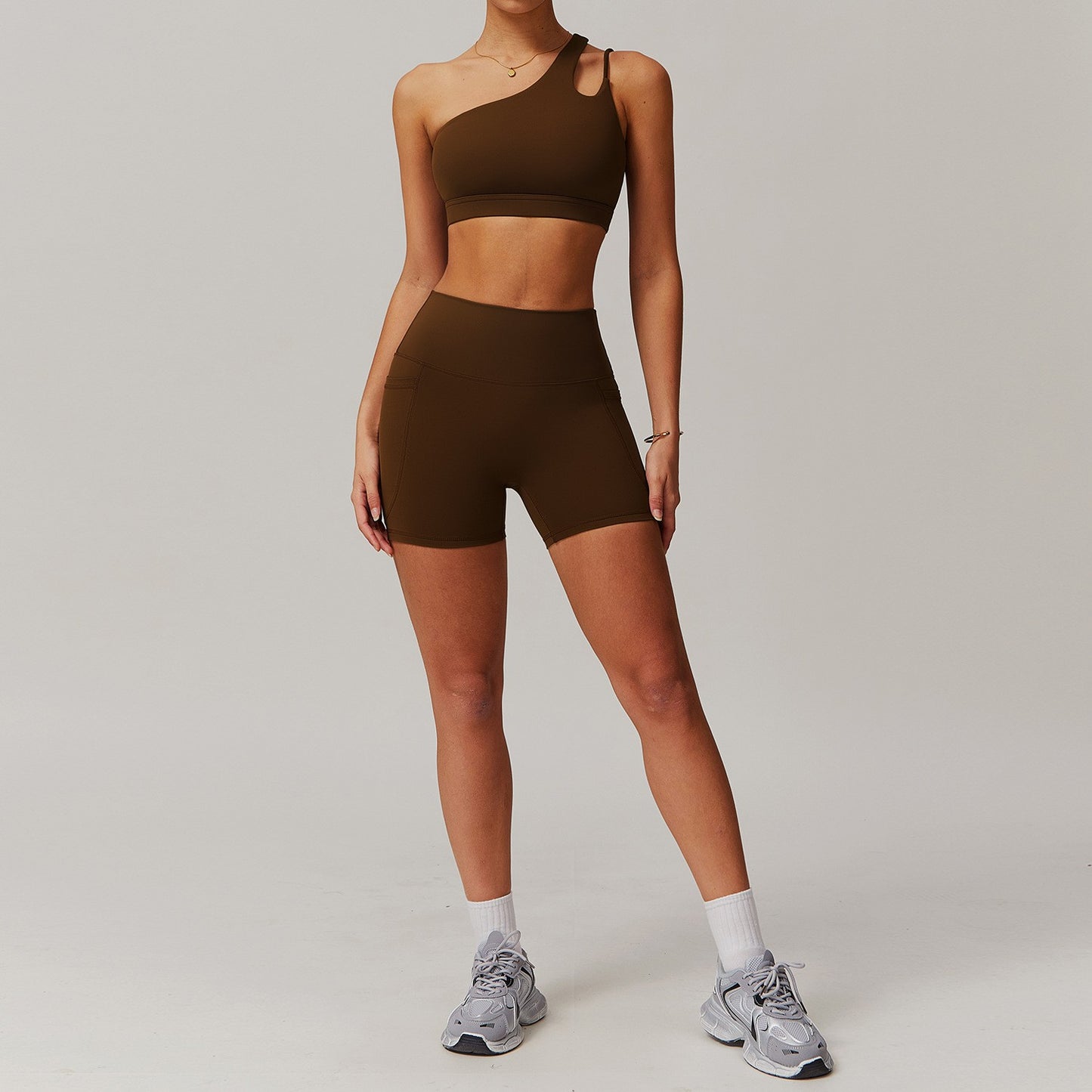 Sports Bra and Shorts With Pocket Set