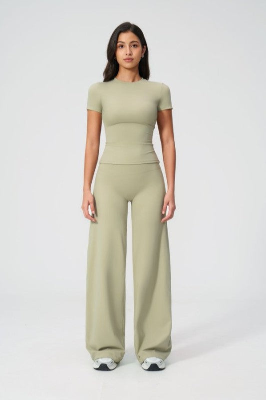Flow Wide Leg Pant