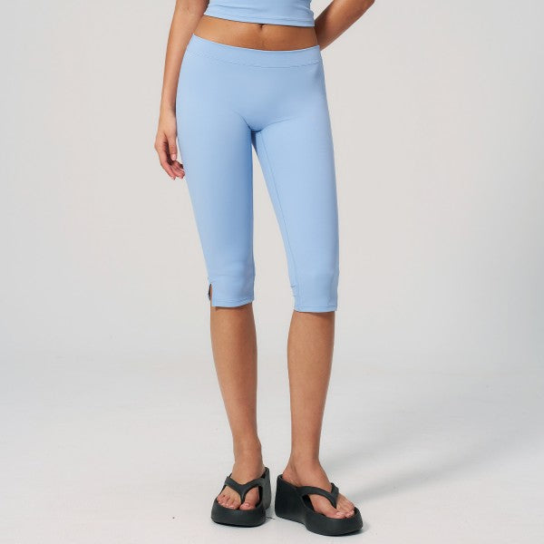 Low-Rise Capri leggings