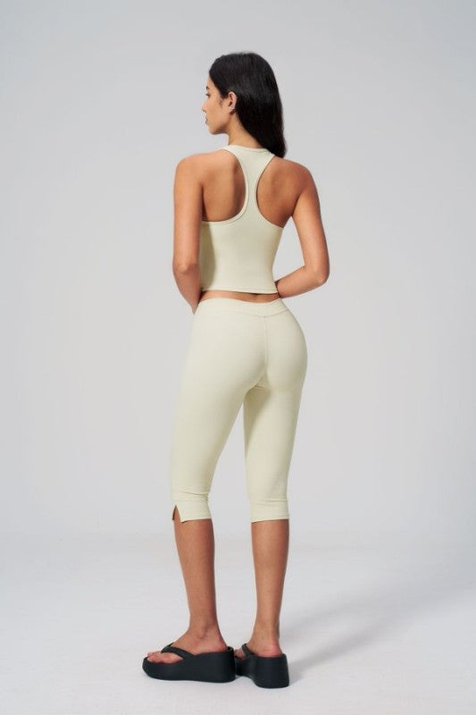 Low-Rise Capri Cropped Leggings