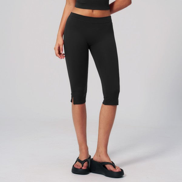 Low-Rise Capri leggings