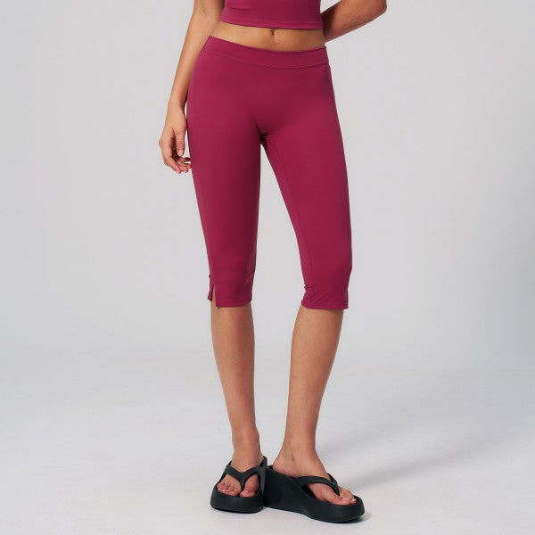 Low-Rise Capri leggings