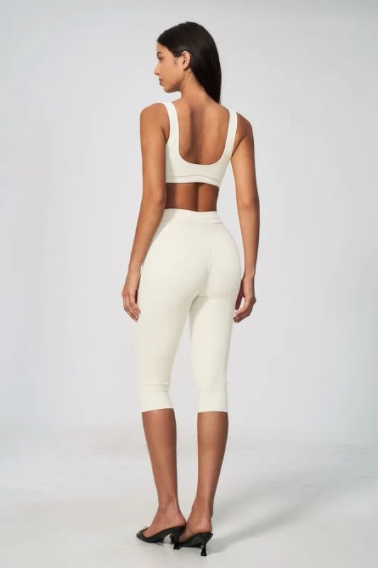 Studio Contrast Sporty Bra