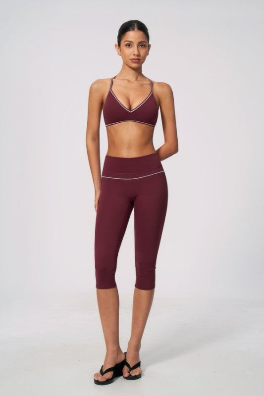Strap Detail Sporty Bra & Capri Leggings Set
