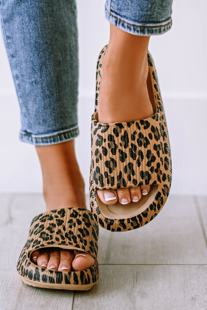 Leopard Print Thick Sole Slip On Slippers