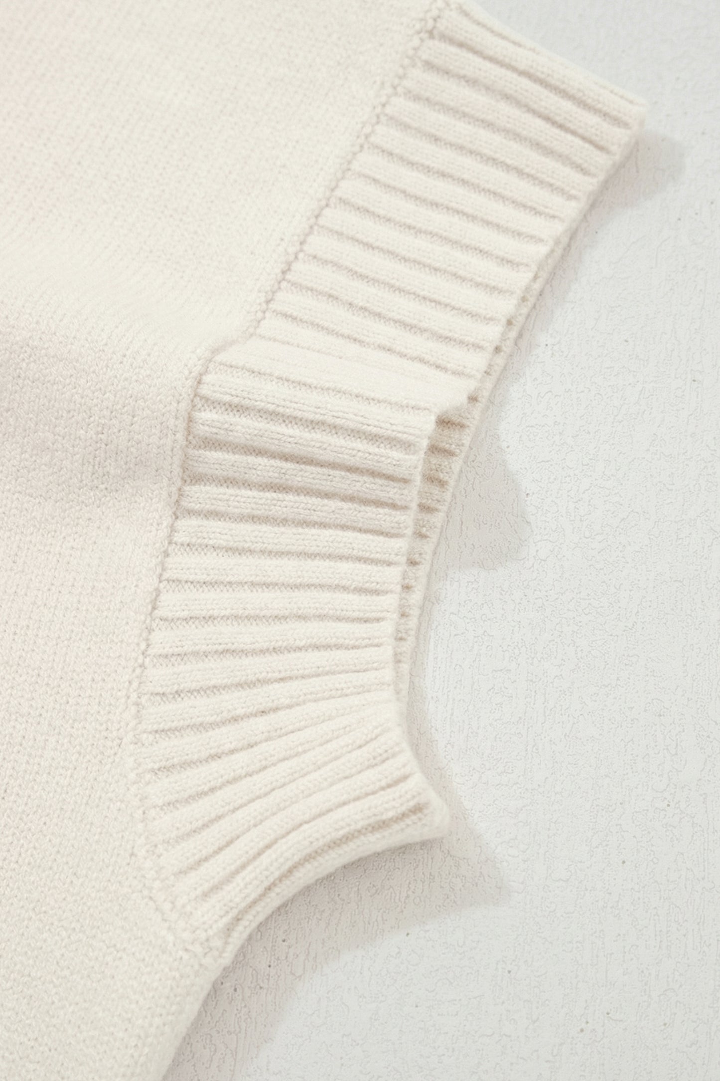 White Valentine Heart Graphic Cropped Short Sleeve Sweater