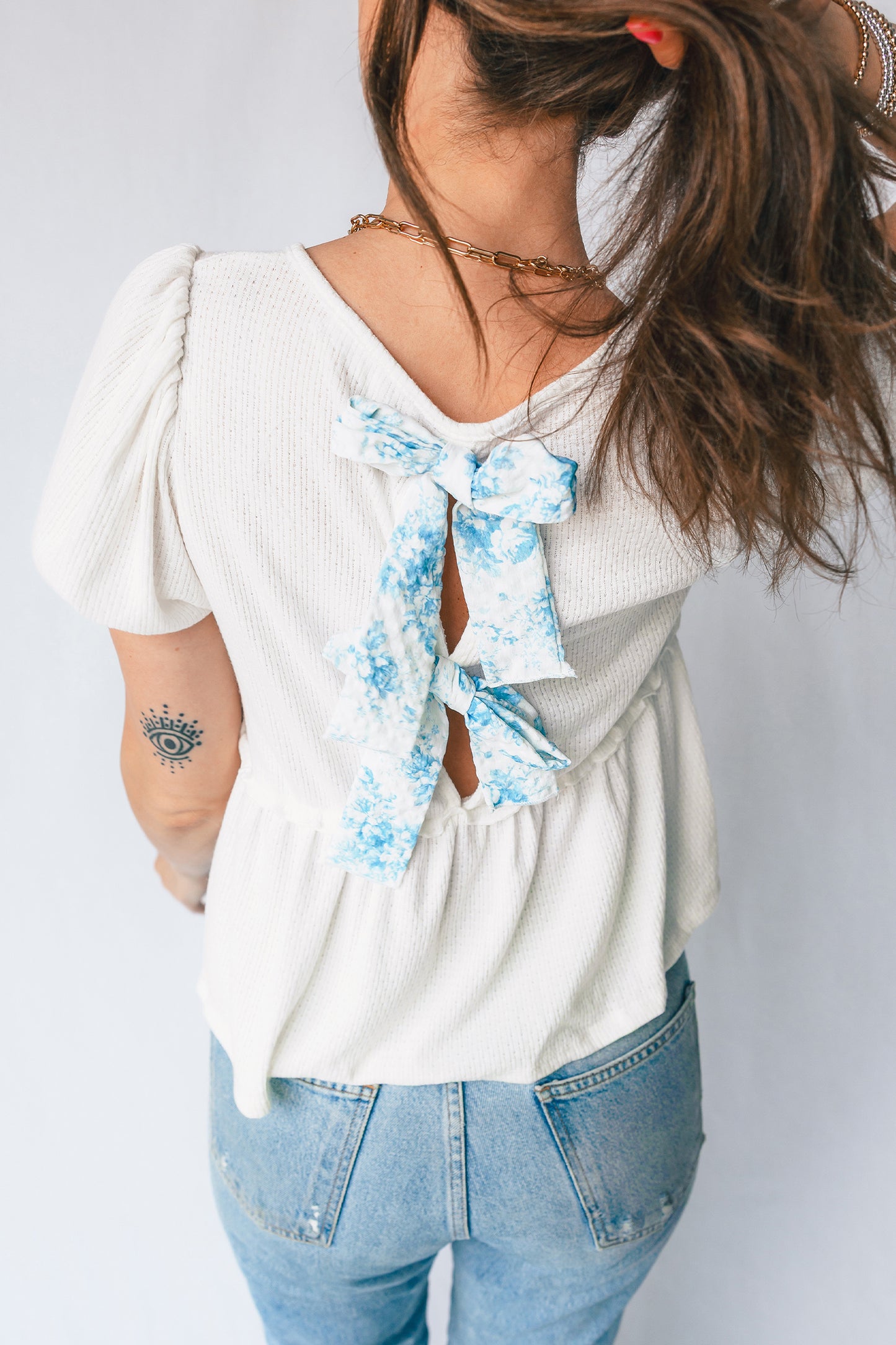 White Textured Knit V Neck Short Bubble Sleeve Peplum Top