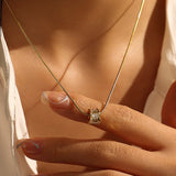 Zircon darling pendant necklace