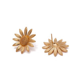 Daisy Gold Stud Earring